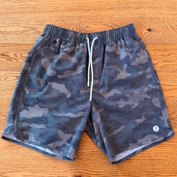 NWOT FREE FLY Men's Reverb Short in Woodland Camo (Size S) - Picture 2 of 6